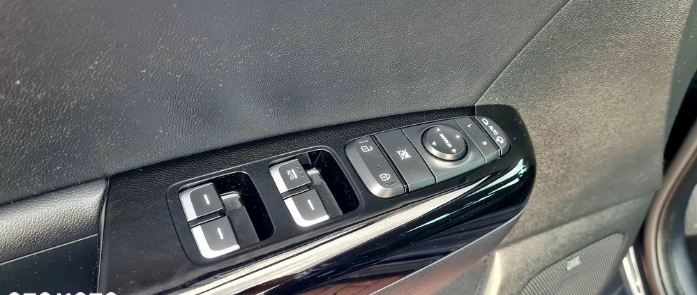 Kia Sportage cena 99999 przebieg: 26000, rok produkcji 2018 z Radłów małe 562
